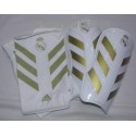 Espinilleras oficial blancas con oro Real Madrid CF Adidas