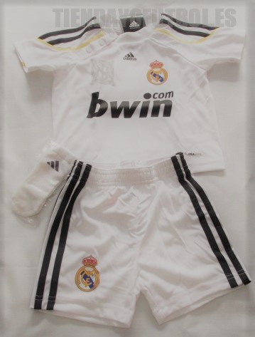 Equipaciones Oficiales Real Madrid para bebés y niños pequeños
