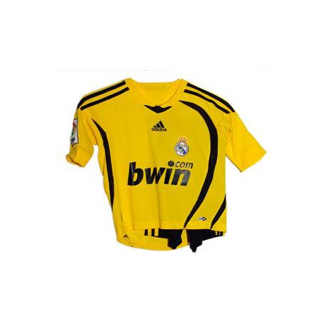 Kit portero amarillo-negro Real Madrid